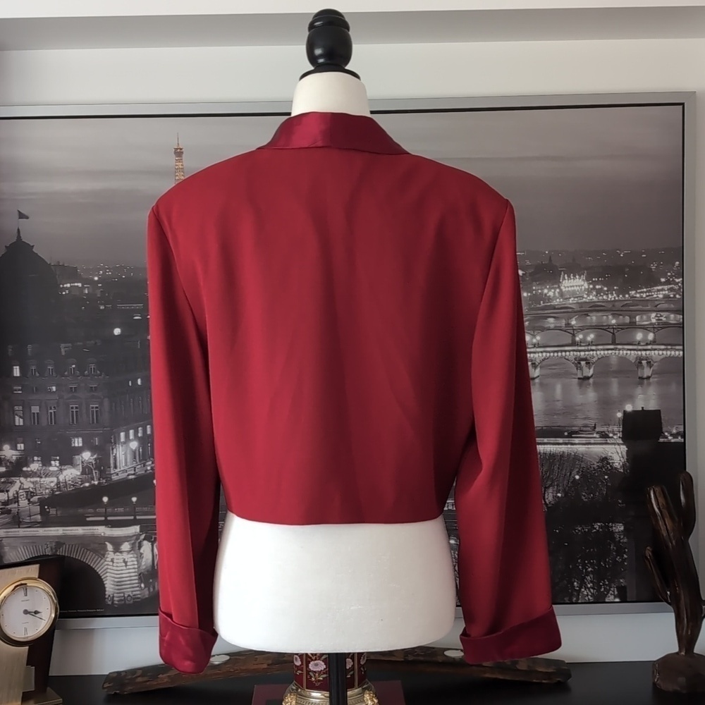 Joseph Ribkoff Red Cropped Blazer Tailored Suit Jacket, Size 12. - Picture 5 of 9